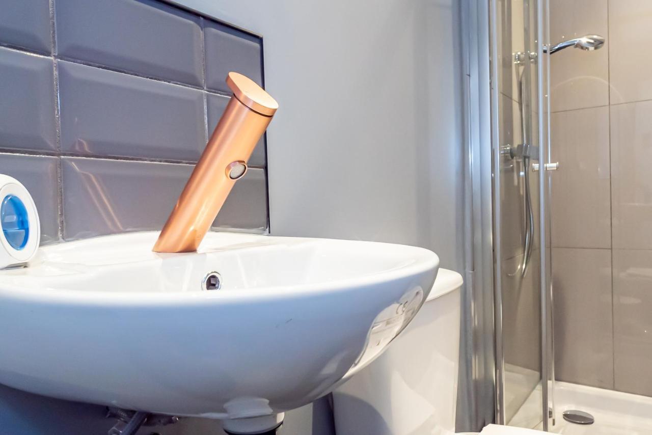 Shirley House 3, Guest House, Self Catering, Self Check In With Smart Locks, Use Of Fully Equipped Kitchen, Close To City Centre, Ideal For Longer Stays, Walking Distance To Bat, 20 Min Drive To Fawley Refinery, Excellent Transport Links Southampton Exterior foto